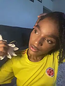 Snapshot of Zizi-campbel chatting on 8, 2, 2025 Zizi-campbel online show from 8, 2, 2025