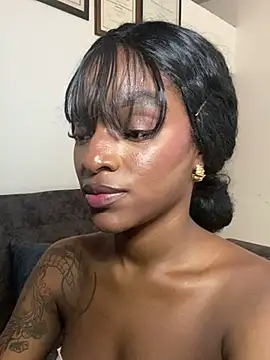 Snapshot of Zizi-campbel chatting on 31, 1, 2025 Zizi-campbel online show from 31, 1, 2025