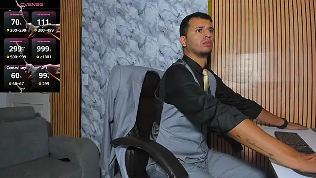 Hideintheoffice online show from 25, 11, 2025