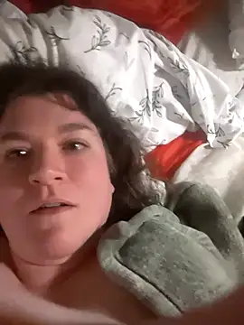 JuicyFuckinPussy online show from 23, 1, 2025