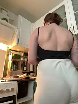 MayaMystic online show from 4, 4, 2026