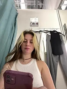 Snapshot of MayaMystic chatting on 3, 1, 2025 MayaMystic online show from 3, 1, 2025
