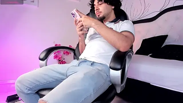 Samir bear online show from 16, 2, 2026