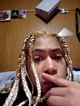Snapshot of carmelbbyx22 chatting on 16, 5, 2026 carmelbbyx22 online show from 16, 5, 2026