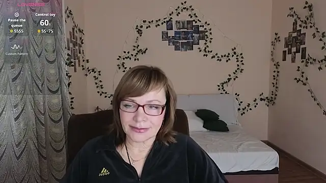 Miss Moren online show from 13, 11, 2025