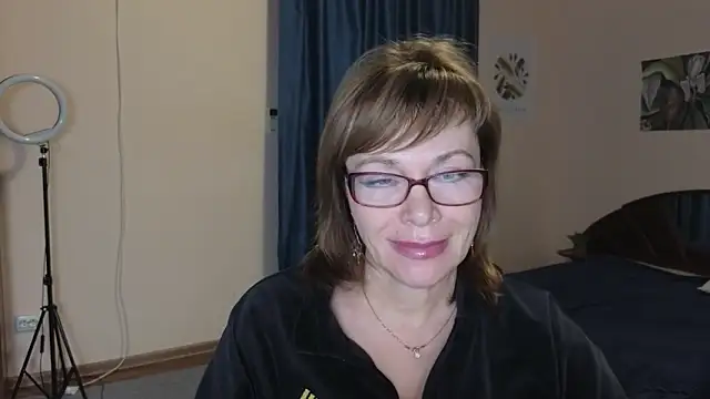 Miss Moren online show from 17, 11, 2025