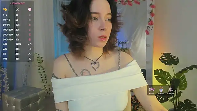 lilithlunna online show from 18, 2, 2025