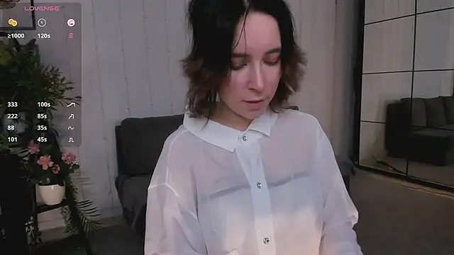 lilithlunna online show from 2, 3, 2025