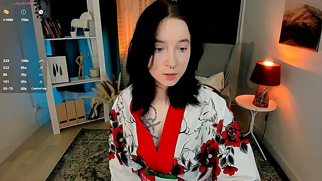lilithlunna online show from 28, 9, 2025