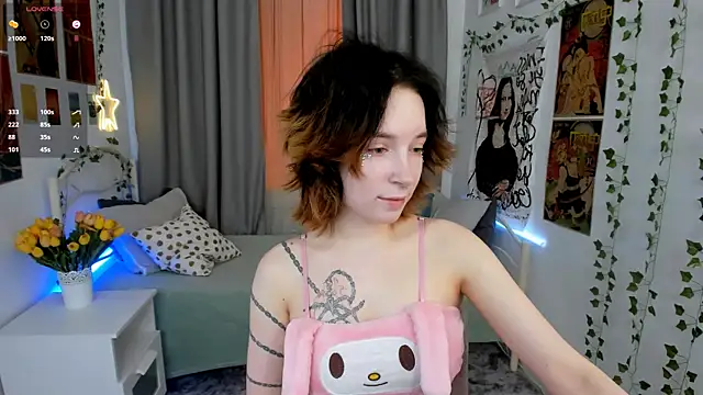 lilithlunna online show from 17, 1, 2025