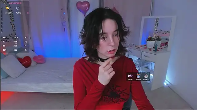 lilithlunna online show from 17, 2, 2025