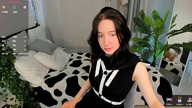lilithlunna online show from 14, 9, 2025