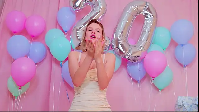 MeowthLilu online show from 5, 2, 2026