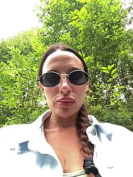 Snapshot of imMolly11 chatting on 24, 7, 2026 imMolly11 online show from 24, 7, 2026
