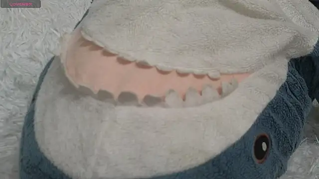 ellieblondy online show from 9, 1, 2025