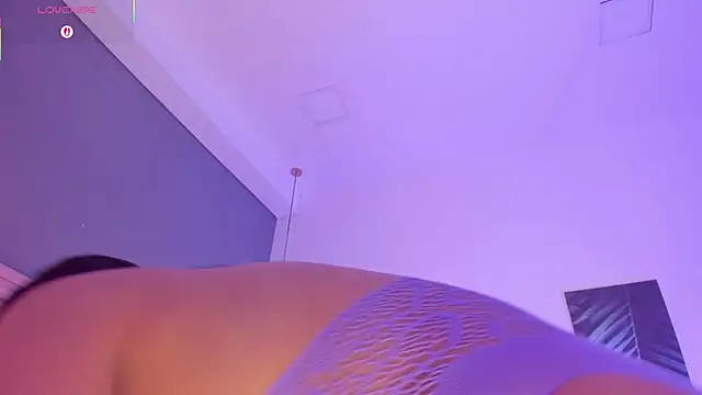 victoriaroyce1 online show from 29, 10, 2025