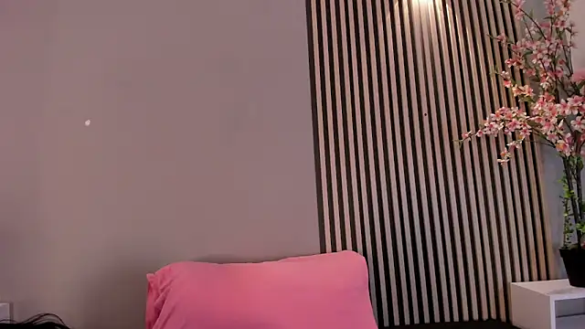 BrithanySummer online show from 15, 2, 2026