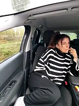 Snapshot of sansan2411 chatting on 21, 10, 2025 sansan2411 online show from 21, 10, 2025