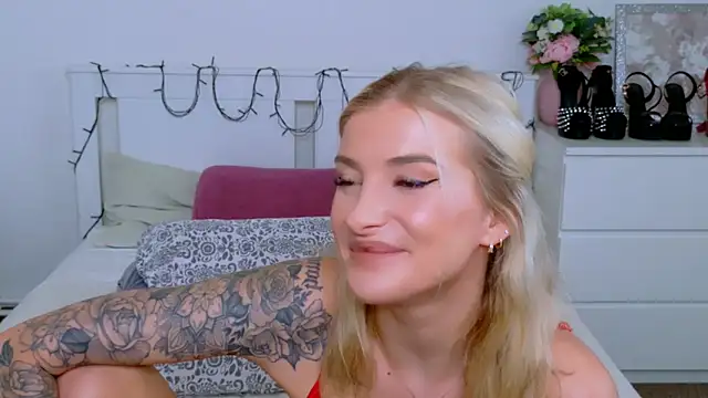 Lia Benini online show from 11, 3, 2026