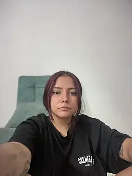 Snapshot of Ema_kraus chatting on 26, 4, 2026 Ema kraus online show from 26, 4, 2026