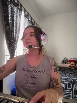 Snapshot of Ema_kraus chatting on 7, 6, 2026 Ema kraus online show from 7, 6, 2026