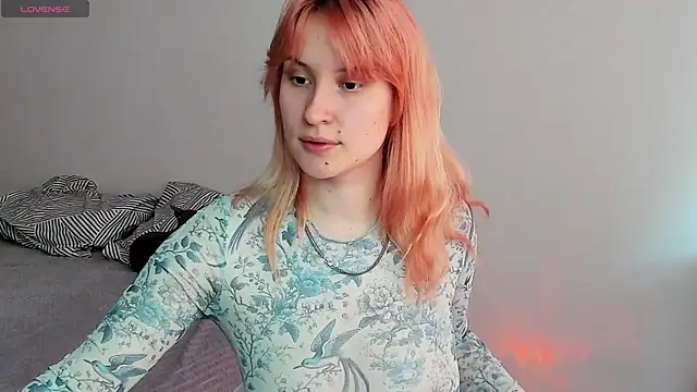 Snapshot of Sweet_white_chocolate chatting on 25, 5, 2026 Sweet white chocolate online show from 25, 5, 2026