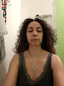 naughty69curls online show from 28, 3, 2026