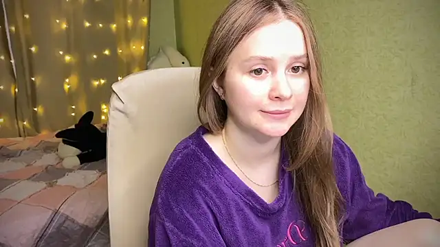 Snapshot of IlonaMurf chatting on 7, 2, 2025 IlonaMurf online show from 7, 2, 2025