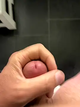 mikiss789 online show from 15, 10, 2025