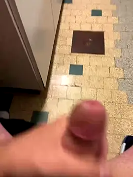 mikiss789 online show from 11, 11, 2025