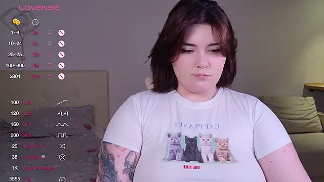 YumiYammy online show from 5, 12, 2025