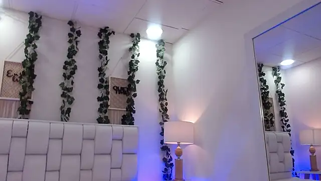 Snapshot of Miaa_gh1 chatting on 7, 6, 2026 Miaa gh1 online show from 7, 6, 2026