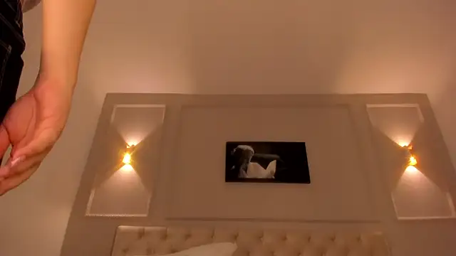 anniemartinezz online show from 15, 9, 2025