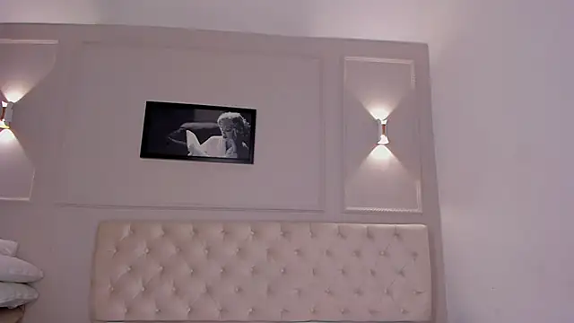 anniemartinezz online show from 12, 2, 2025