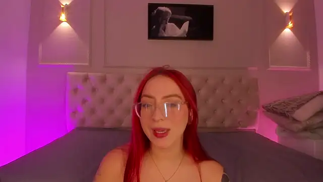 anniemartinezz online show from 14, 9, 2025