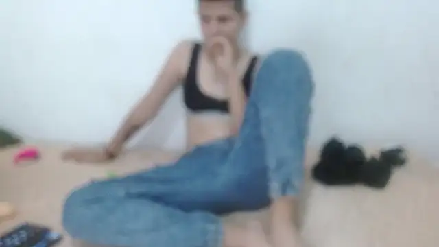  amira dalila online show from 2, 1, 2025