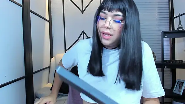 RoseCassie online show from 22, 2, 2025