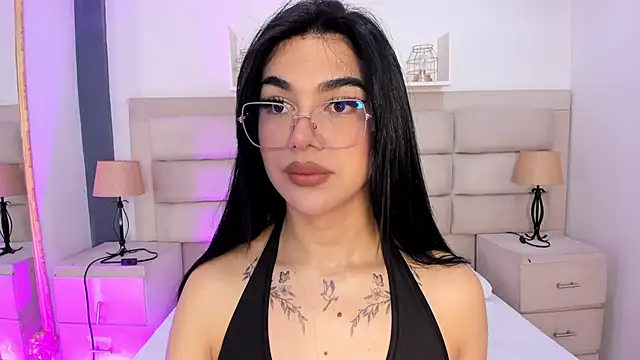 RoseCassie online show from 9, 10, 2025