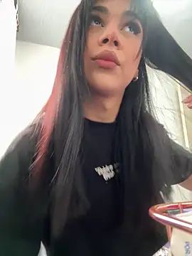 RoseCassie online show from 24, 10, 2025