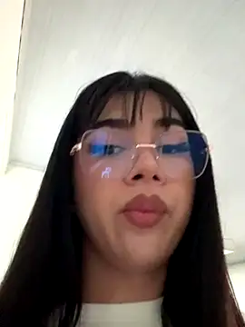 RoseCassie online show from 8, 11, 2025