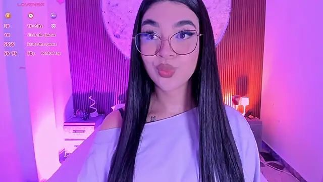 Snapshot of RoseCassie chatting on 16, 6, 2026 RoseCassie online show from 16, 6, 2026