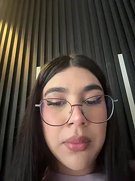 Snapshot of RoseCassie chatting on 10, 7, 2026 RoseCassie online show from 10, 7, 2026