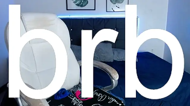 mia collens online show from 27, 11, 2025