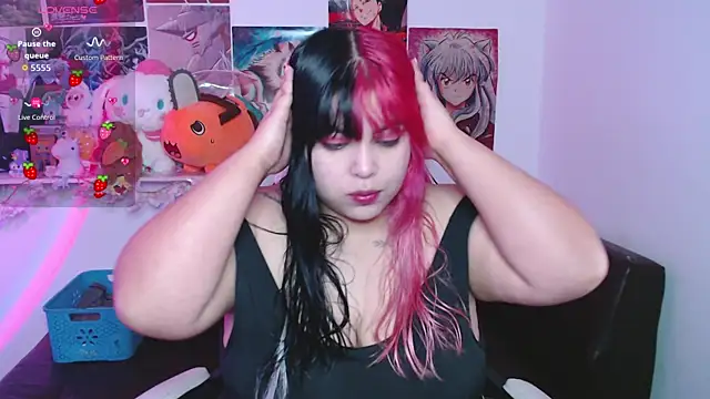 Snapshot of Pinky-Flower chatting on 7, 11, 2025 Pinky-Flower online show from 7, 11, 2025