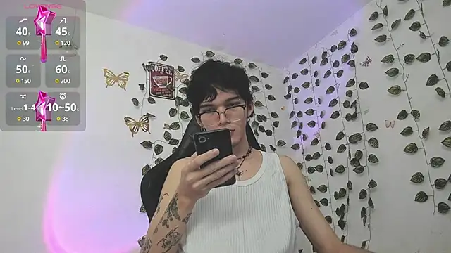 Snapshot of skinny_dann chatting on 15, 2, 2025 skinny dann online show from 15, 2, 2025