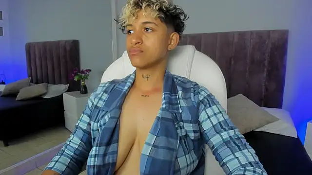 Dominick jones online show from 5, 2, 2025