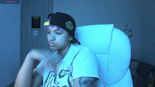 Dominick jones online show from 26, 9, 2025