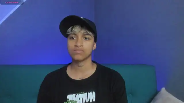 Dominick jones online show from 4, 3, 2025