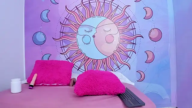 Mariana 16  online show from 6, 11, 2025