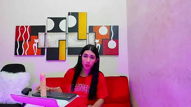 Mariana 16  online show from 14, 2, 2025